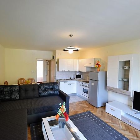 Apartments Dobranic Криквеница Екстериор снимка