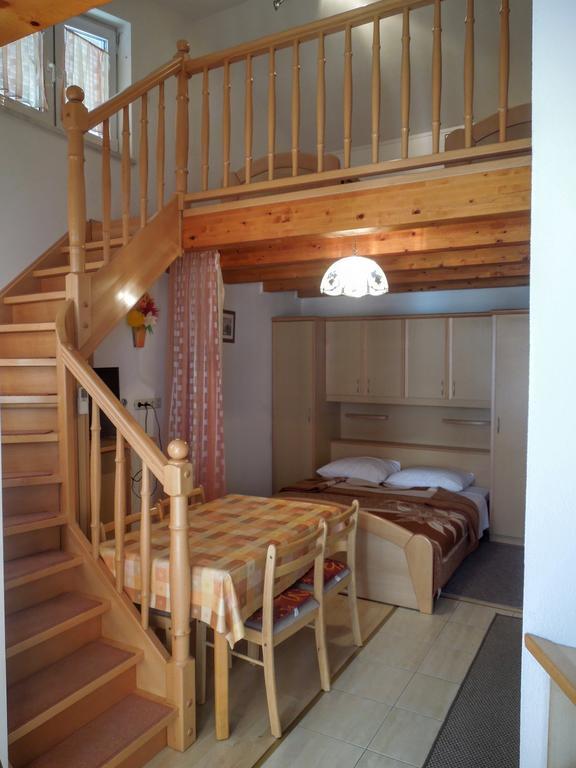 Apartments Dobranic Криквеница Екстериор снимка