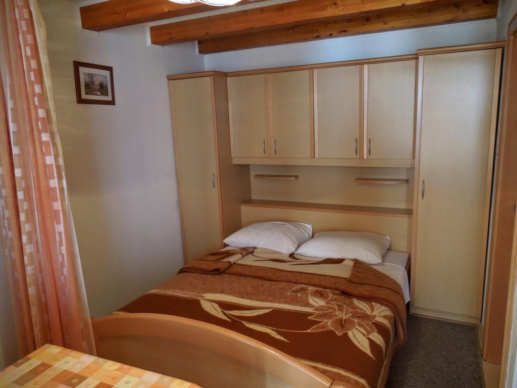 Apartments Dobranic Криквеница Екстериор снимка