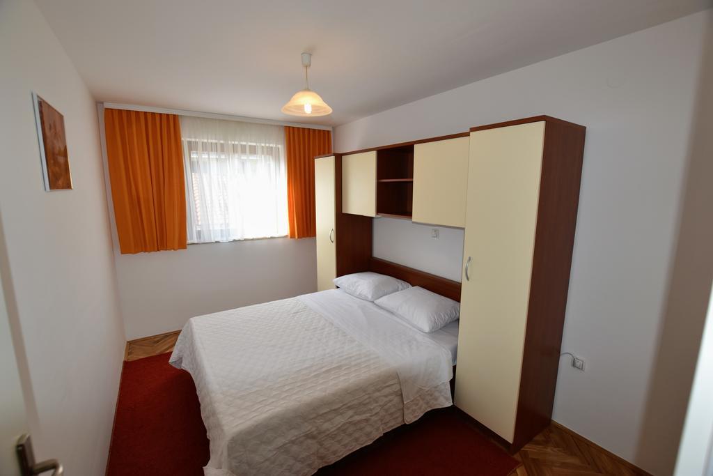 Apartments Dobranic Криквеница Екстериор снимка