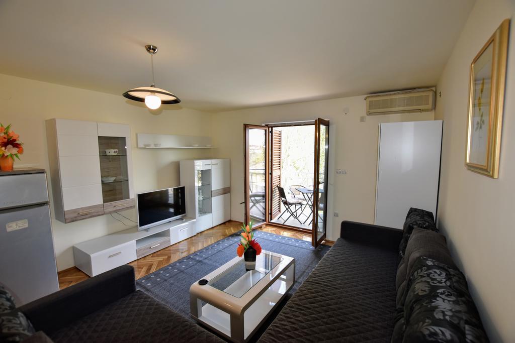 Apartments Dobranic Криквеница Екстериор снимка